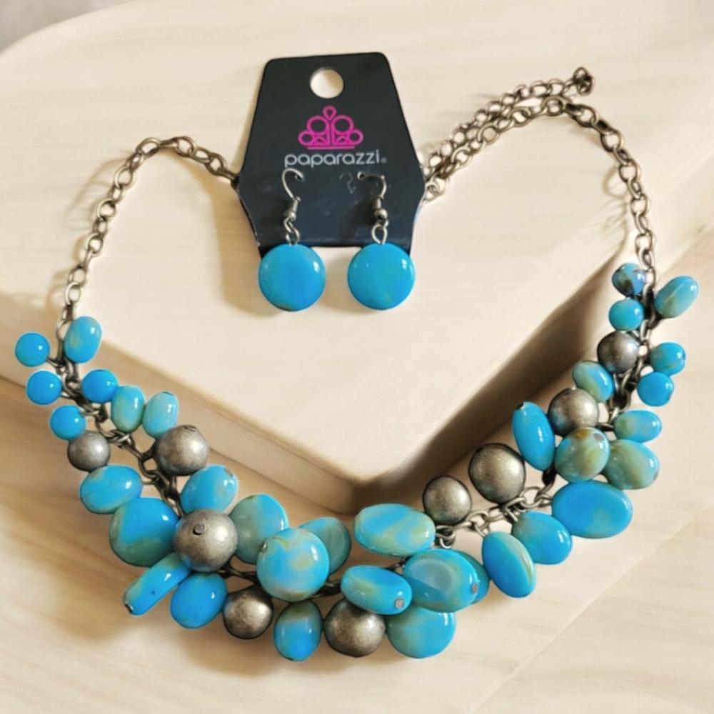 Paparazzi Turquoise Brass Colored Fish Hook Earrings/Necklace Set.